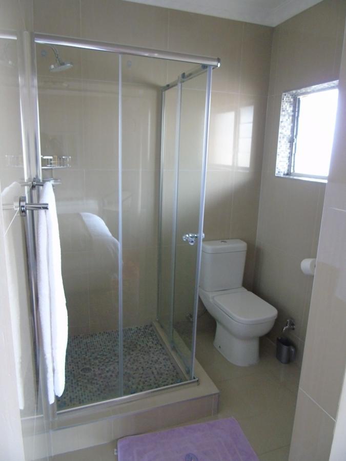 The Musafer Travel Lodge Pietermaritzburg Exterior foto